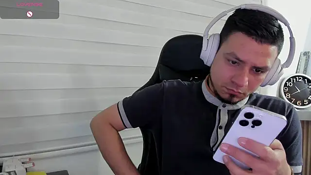 Rick Diesel  online show from February 18, 3:37 am