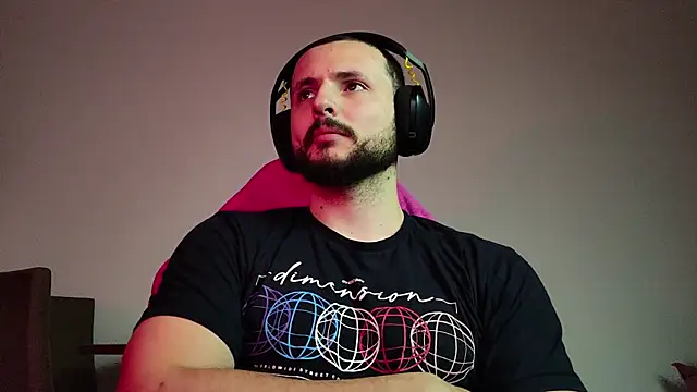 iurytx online show from September 25, 1:26 am