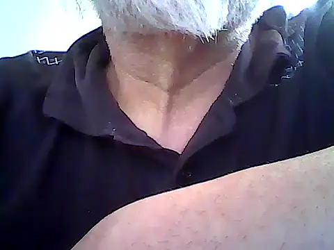 xcimeru online show from April 11, 7:45 am