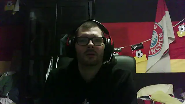 Die-geile-Sau online show from November 13, 9:52 pm