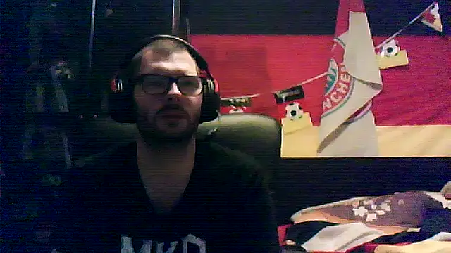 Die-geile-Sau online show from January 9, 11:10 pm