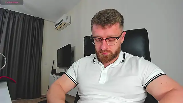 Findom guy online show from March 4, 11:17 am