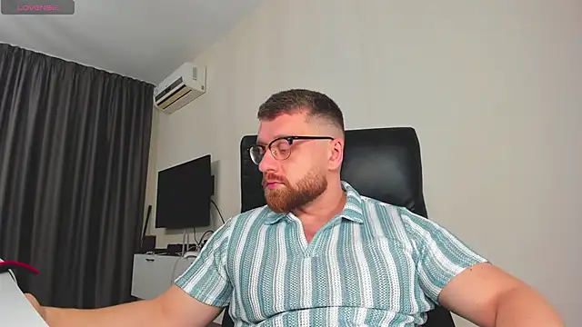 Findom guy online show from February 6, 7:11 pm