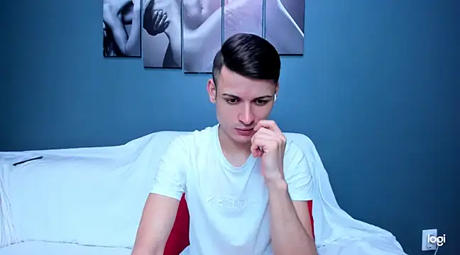 andboyfor6 online show from December 22, 12:38 pm