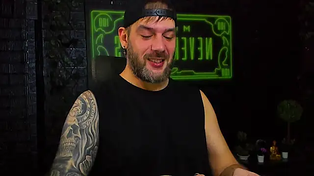 LexXHardy online show from November 13, 7:57 am