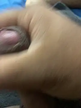 Luisrovers18 online show from March 17, 11:57 pm