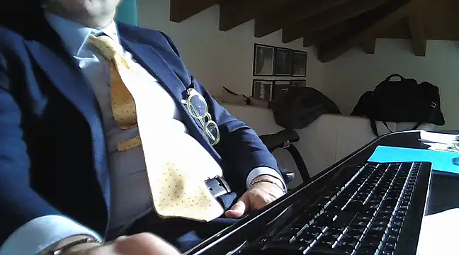 paolo72 online show from December 3, 12:16 pm