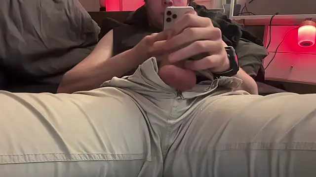 DerSurfer999 online show from April 27, 7:16 am