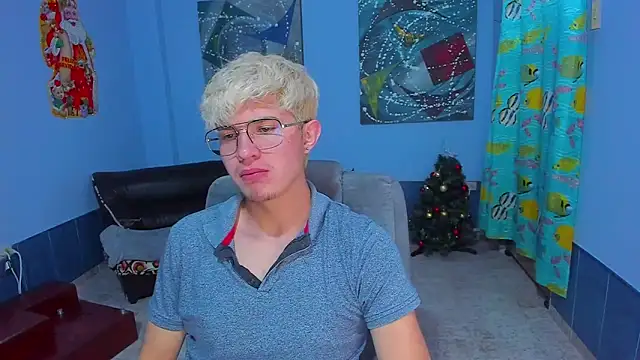 patrik 027 online show from December 21, 9:17 am