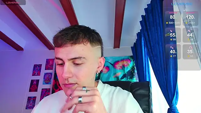 Snapshot of dimitri-bilak chatting on January 28, 10:34 pm dimitri-bilak online show from January 28, 10:34 pm