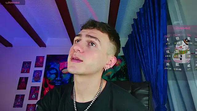 Snapshot of dimitri-bilak chatting on December 8, 11:08 pm dimitri-bilak online show from December 8, 11:08 pm