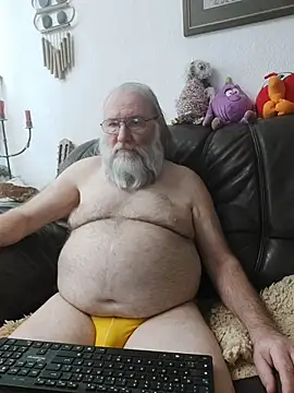 SexySantaC online show from March 12, 8:05 pm