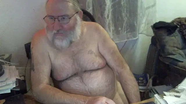 SexySantaC online show from December 17, 9:16 pm