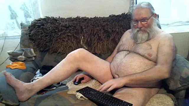 SexySantaC online show from February 6, 5:51 pm