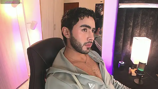 ItsMeEros online show from February 12, 9:43 pm