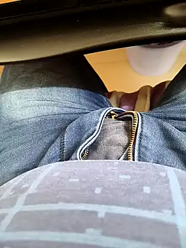 adicma123 online show from January 25, 9:04 am