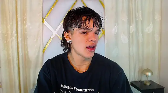 AlbertBernal69 online show from February 11, 2:57 am