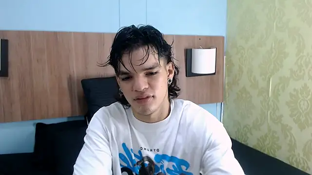 AlbertBernal69 online show from February 25, 2:03 am