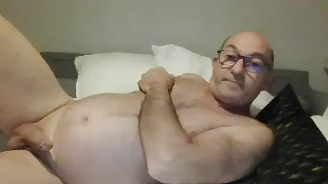 chrichri38xh online show from February 13, 10:22 pm