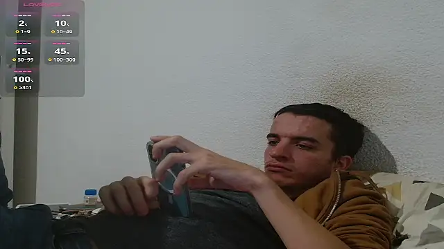 Tombgy07 online show from September 29, 7:43 pm