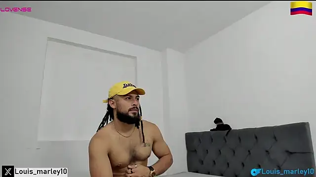 Louis marley   online show from April 15, 2:44 am