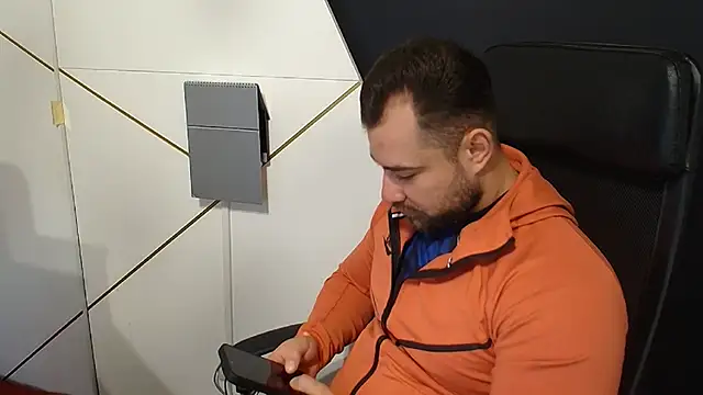 DuncanStone online show from October 13, 5:02 am