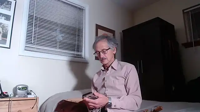 hottottrot691 online show from February 3, 1:30 am