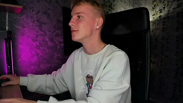 AlexxSweet online show from September 14, 6:48 am