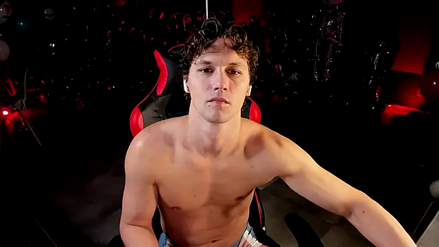 dirty-boss online show from December 3, 1:00 am