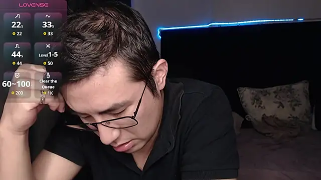 andrewmhilton  online show from January 12, 6:50 am