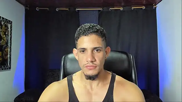 jhonnysnow17 online show from March 13, 11:11 pm