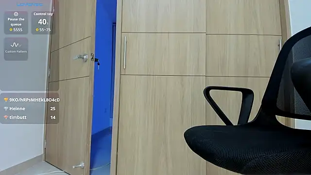 alejandro stark online show from November 8, 1:03 pm