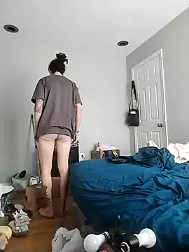 LiverandBrat77 online show from February 10, 8:00 pm