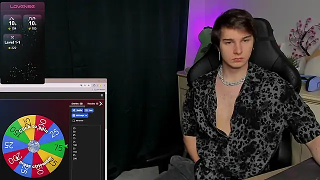 Vincent Strong online show from November 3, 9:24 am