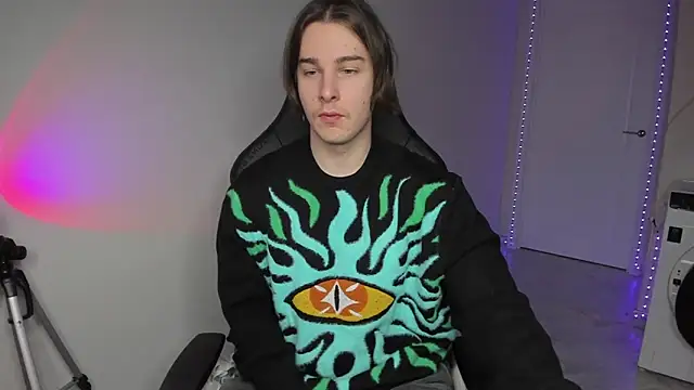 Vincent Strong online show from December 22, 7:33 am