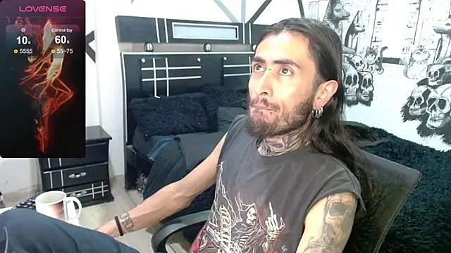 Snapshot of daimon_rockkk chatting on February 26, 4:03 am daimon rockkk online show from February 26, 4:03 am
