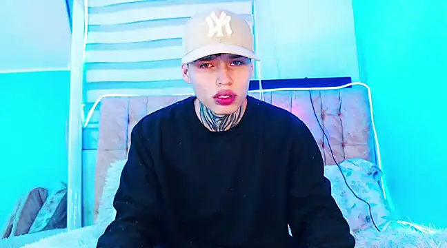 Snapshot of _justinmoon2 chatting on March 22, 3:30 am  justinmoon2 online show from March 22, 3:30 am