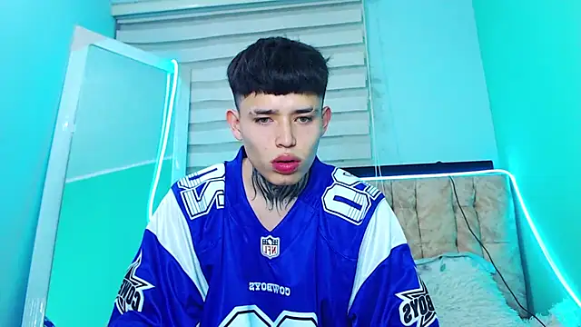 Snapshot of _justinmoon2 chatting on February 27, 3:03 am  justinmoon2 online show from February 27, 3:03 am