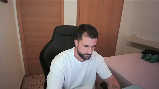 alex877x online show from November 13, 10:35 pm