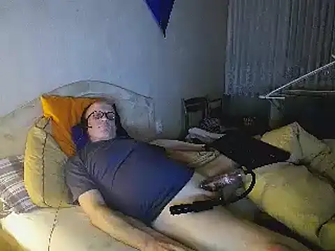 HornyRalfi55 online show from March 13, 10:43 pm