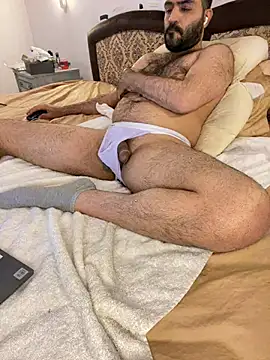 Snapshot of boymoon_20 chatting on February 10, 7:49 pm boymoon 20 online show from February 10, 7:49 pm