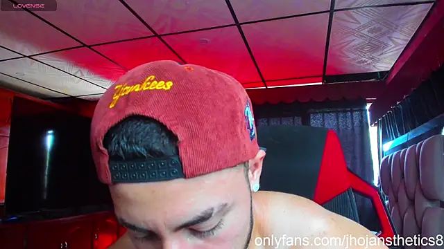 Tysson Becksford online show from September 10, 6:28 pm