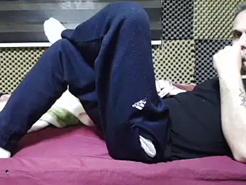 Arabeyes online show from April 7, 5:35 pm