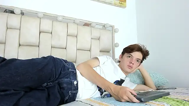 daniel hot03 online show from October 24, 8:32 pm