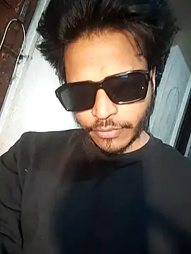 rounakhunk online show from December 29, 7:43 pm