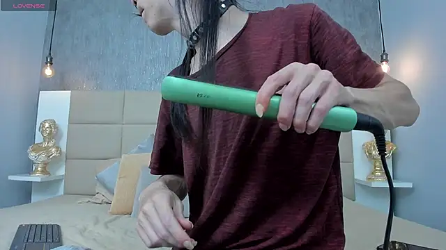 Hecatee 77 online show from April 15, 7:14 pm