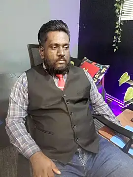 Rayansmith  online show from October 31, 10:35 pm