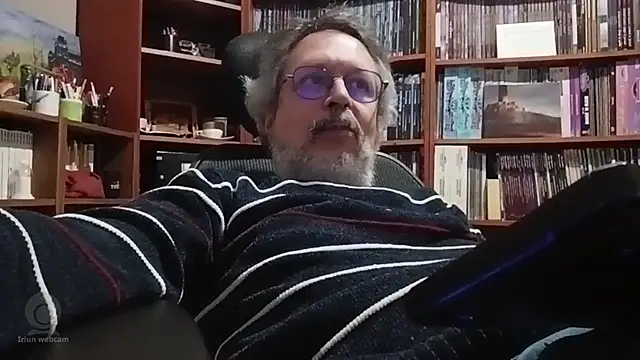 Mandra is a whore online show from November 11, 6:24 pm