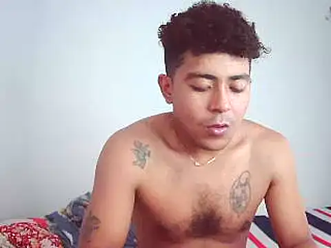 Snapshot of wailer_ chatting on December 26, 3:31 pm wailer online show from December 26, 3:31 pm