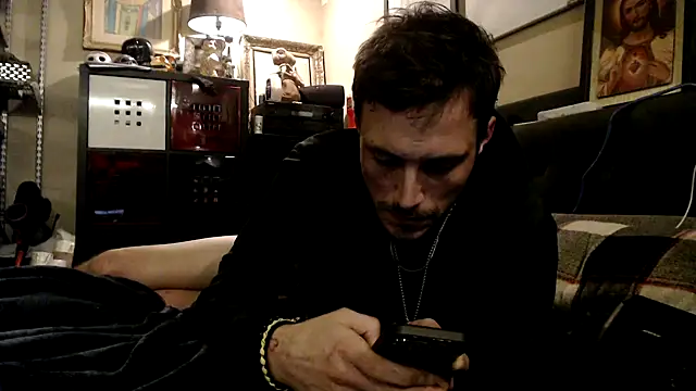 Snapshot of xxxebraXCX chatting on December 27, 8:02 am xxxebraXCX online show from December 27, 8:02 am